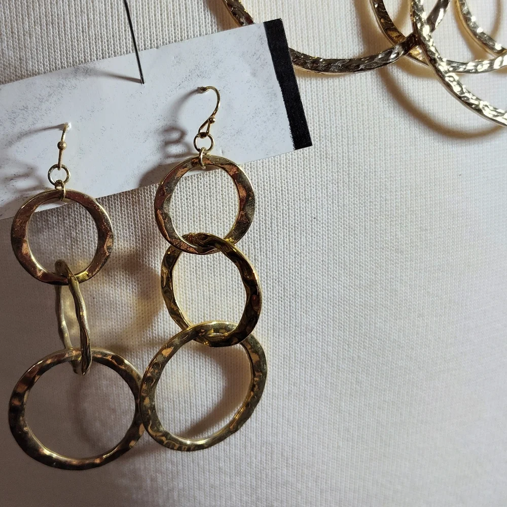 Gold Statement Kenneth Cole Necklace and Earring Set Nwot